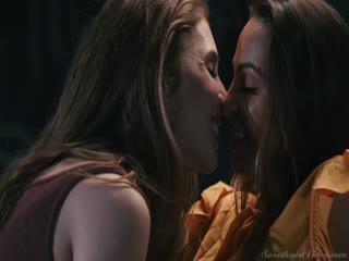 SweetheartVideo Abigail Mac And Lena Paul Girls Kissing Girls 25 Scene 2 - Undercover